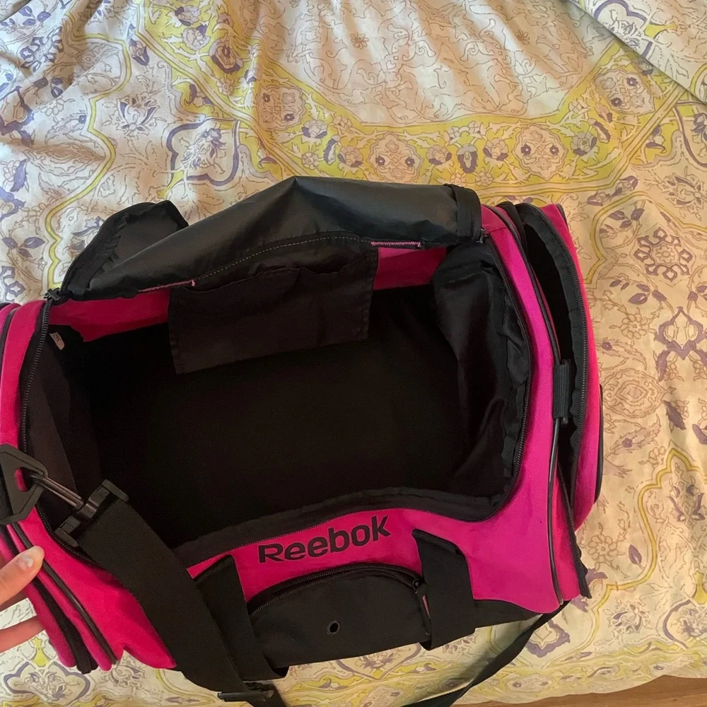 Reebok Pink and Black Duffel Bag - Picture 2 of 12